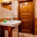 Cosmopolitan I. Banská Štiavnica