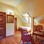 Cosmopolitan I. Pensión Banská Štiavnica