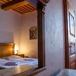 Cosmopolitan I. 3* Banská Štiavnica