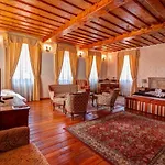 Cosmopolitan I. 3* Banská Štiavnica