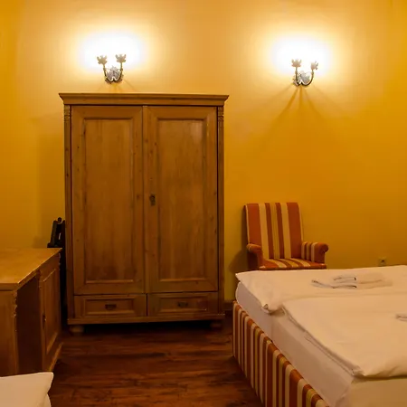 Cosmopolitan I. Vendégház 3*