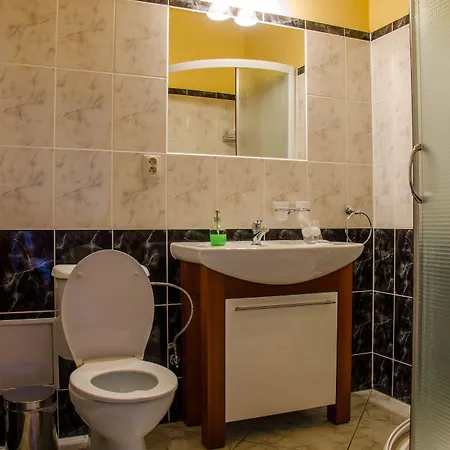 Cosmopolitan I. Banská Štiavnica