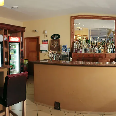 Cosmopolitan I. 3* Banská Štiavnica