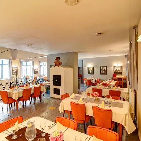ゲストハウス Cosmopolitan I. Banská Štiavnica